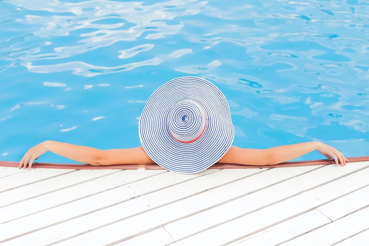Top 3 Reasons To Own a Fiberglass Swimming Pool and Spa 